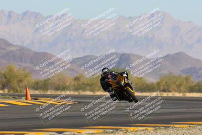 media/Nov-06-2022-SoCal Trackdays (Sun) [[208d2ccc26]]/Turn 14 (930am)/